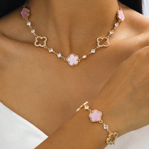 Duo Colar e Pulseira Trevo – Rosa Delicado